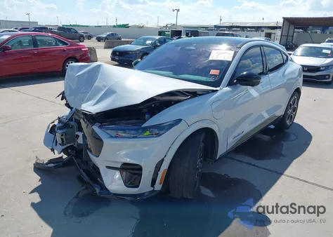 2021 Ford Mustang Mach-E Gt z USA, uszkodzony, nr VIN 3FMTK4SE3MME04660